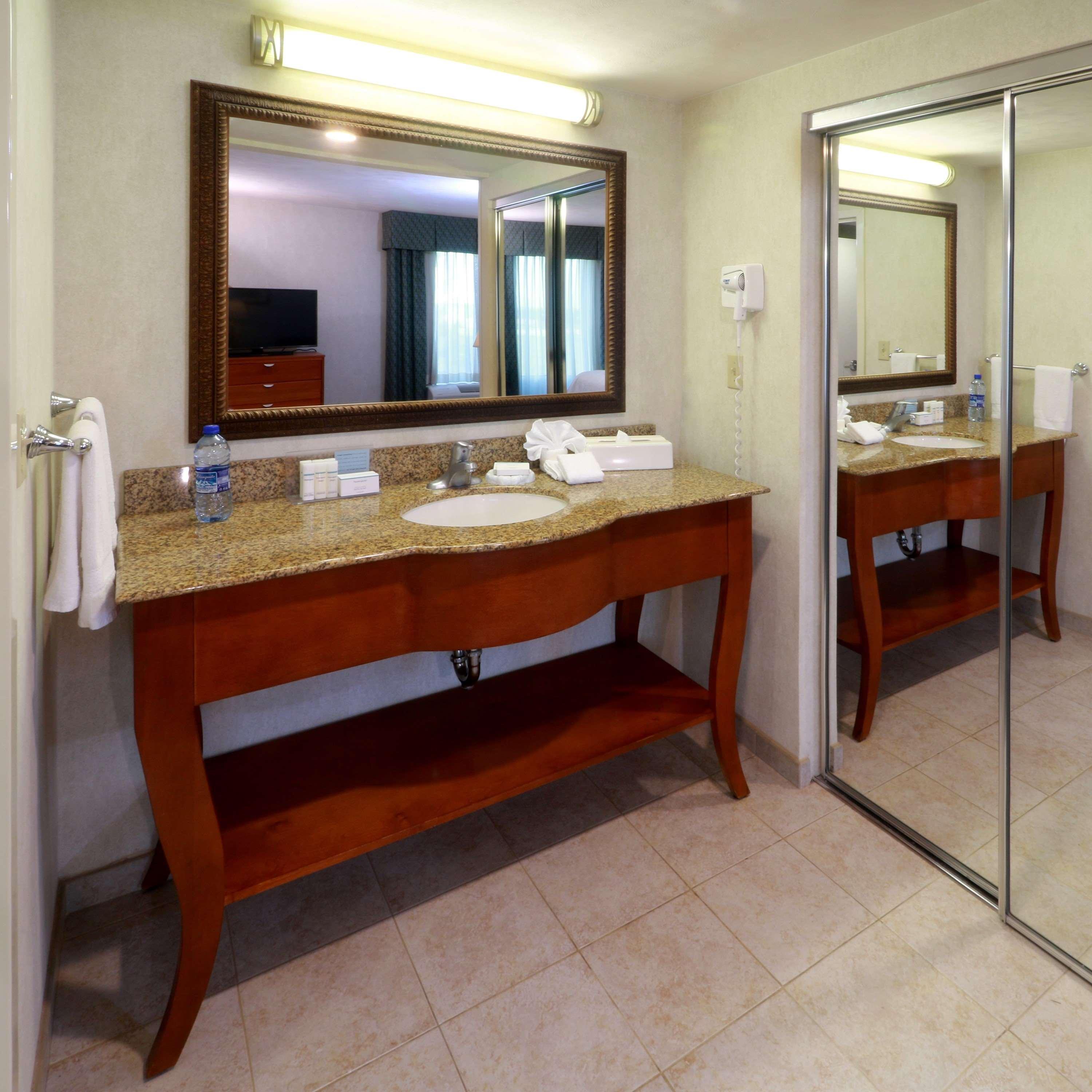 Hampton By Hilton Reynosa Zona Industrial Hotel Exterior photo