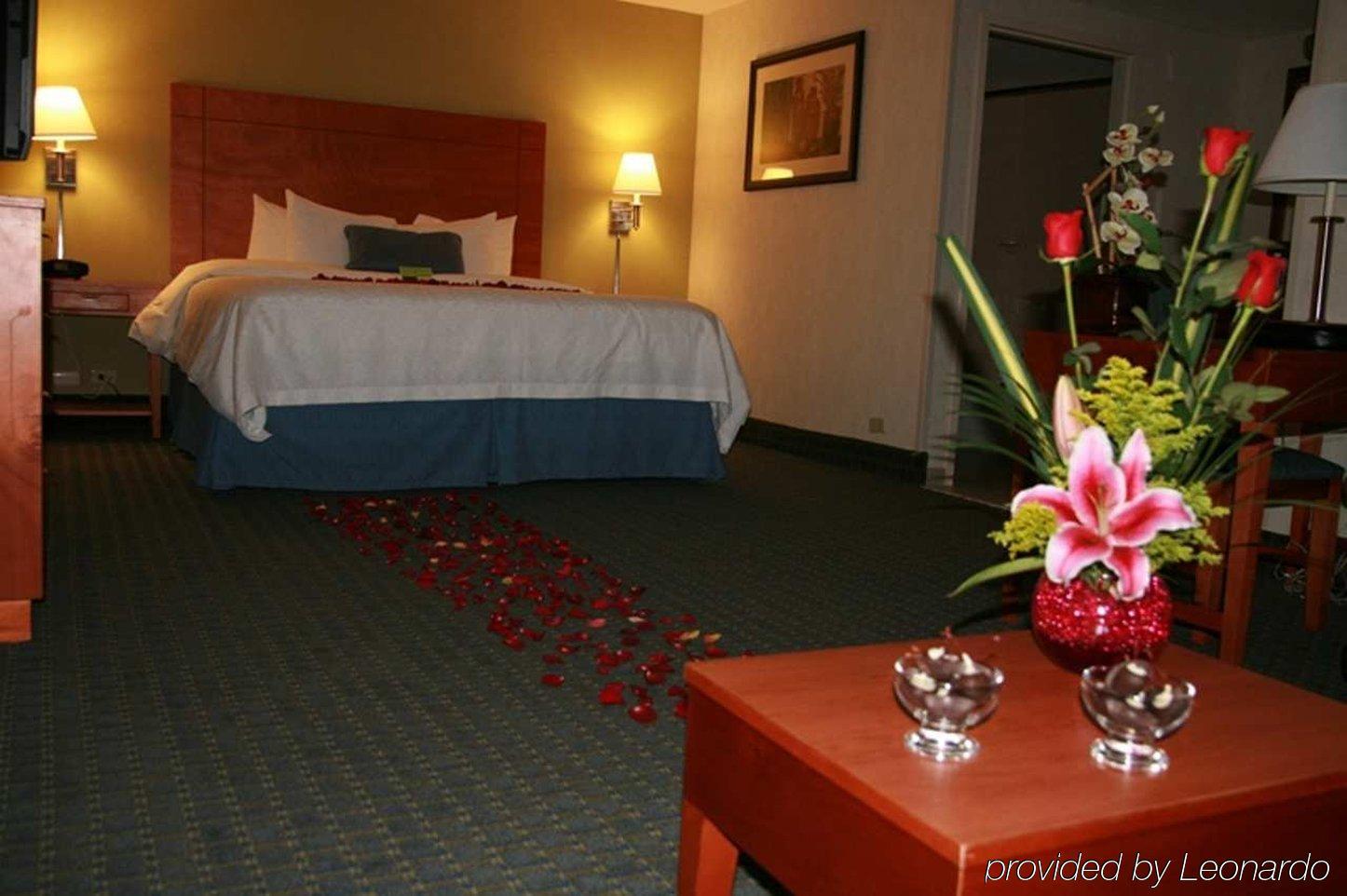 Hampton By Hilton Reynosa Zona Industrial Hotel Room photo