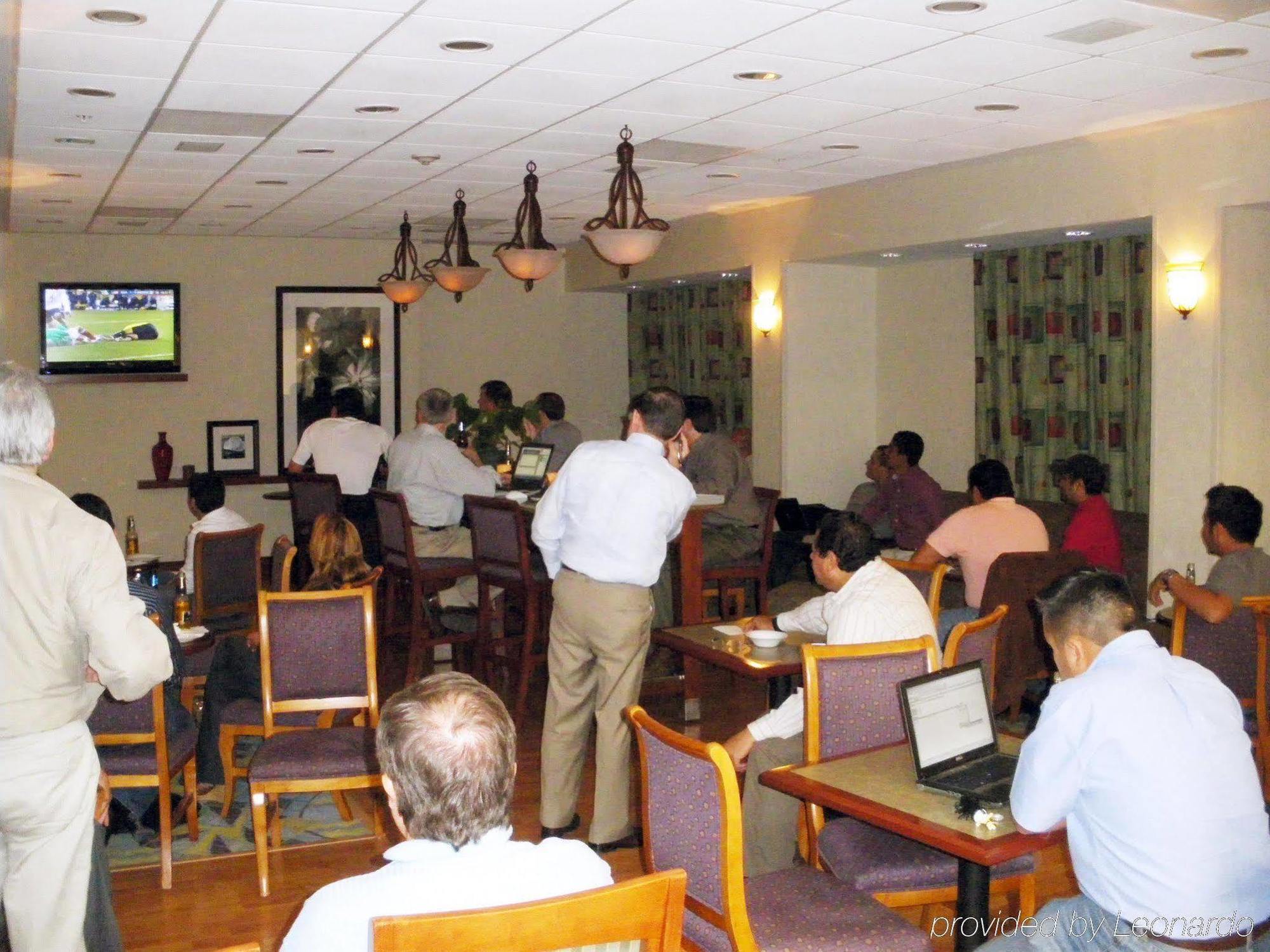 Hampton By Hilton Reynosa Zona Industrial Hotel Restaurant photo