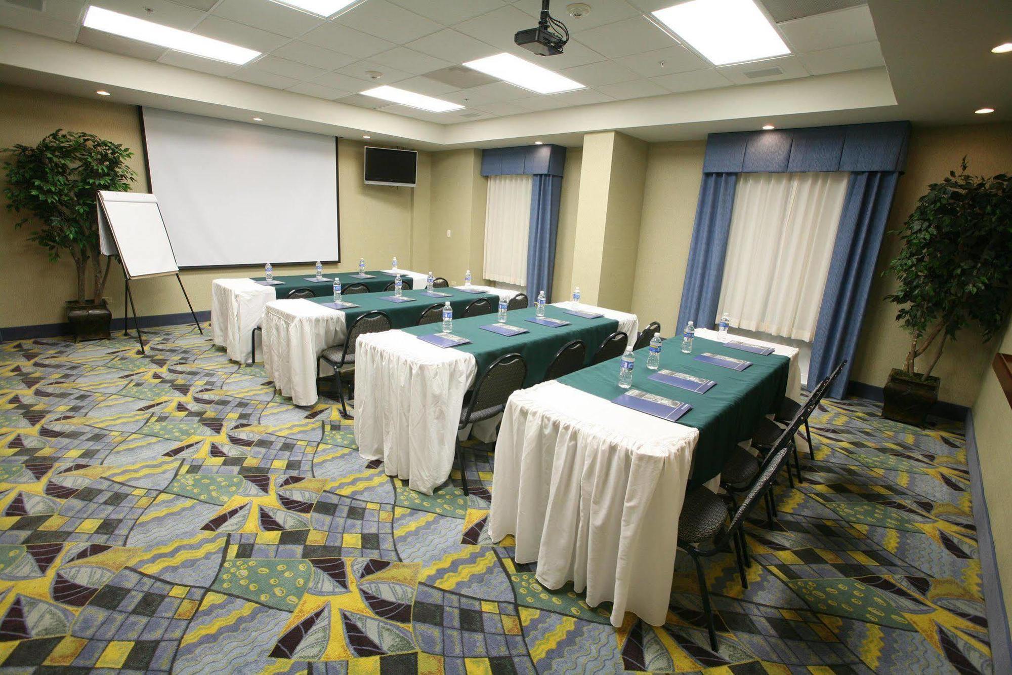 Hampton By Hilton Reynosa Zona Industrial Hotel Facilities photo
